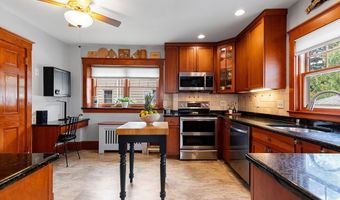 21 Bertram St, Beverly, MA 01915