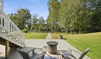 513 Berkley St, Berkley, MA 02779