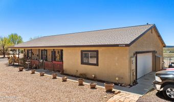 25690 N Burgundy Way, Paulden, AZ 86334