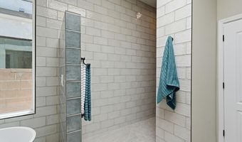 1325 Van Cleave Rd NW, Albuquerque, NM 87107