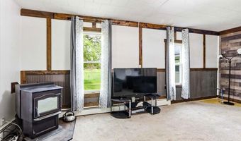 1097 Duck Creek Dr, Adams, WI 53910