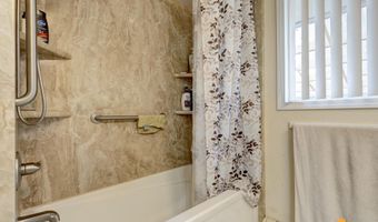 1421 L St, Anchorage, AK 99501