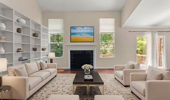 3444 Ashburnam Rd, Ann Arbor, MI 48105