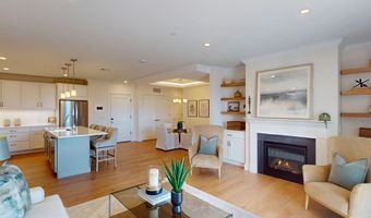 1 Longview Dr 106, Atkinson, NH 03811