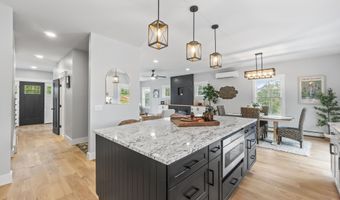 53 Woodbrey Ln, Standish, ME 04084
