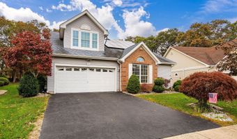 24 Symphony Ave, Bayville, NJ 08721