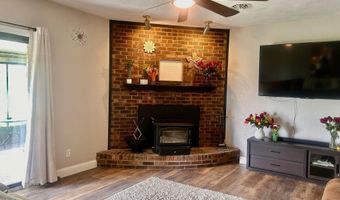 2213 Holden Dr, Anderson, IN 46012