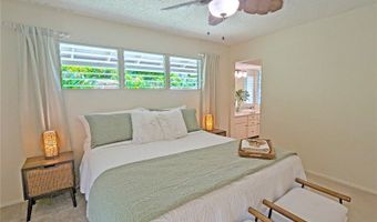 46-426 Hololio St, Kaneohe, HI 96744