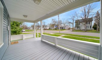 135 Greenly St, Adrian, MI 49221