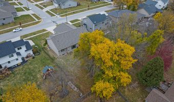 902 Wilder St, Ames, IA 50014