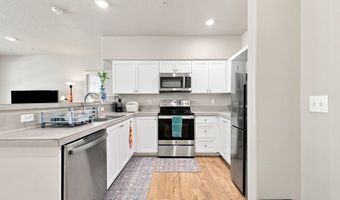17149 SW SNOWDALE St, Beaverton, OR 97007