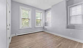 828-834 E Fifth St 4, Boston, MA 02127