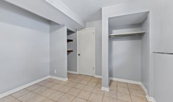 409 Maplewood Dr, Antioch, IL 60002