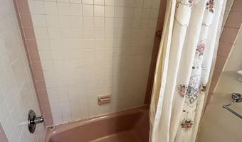 219 E McClendon St, Batesville, AR 72501