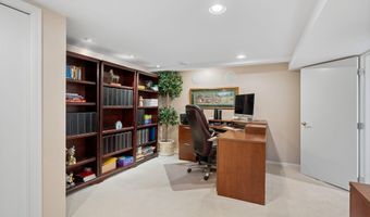 301 22nd St NW, Austin, MN 55912