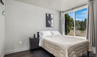 4225 N Uintah Dr, Duck Creek Village, UT 84762