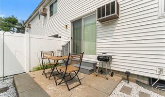 60 Hawthorne Pl 3, North Providence, RI 02904