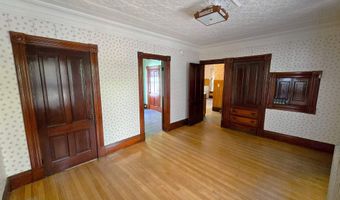 110 Washington St, Brattleboro, VT 05301