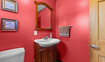 580 River Rd, Cambridge, VT 05464