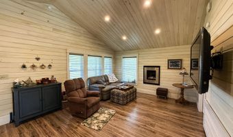 373 Spring Rd, Augusta, ME 04330