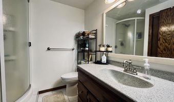 2207 SE 13th Ave, Aberdeen, SD 57401