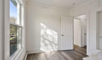 129 N Pine Ave, Albany, NY 12203