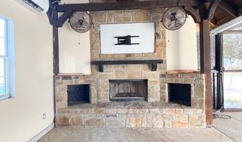 166 Big Oak Dr, Adkins, TX 78101