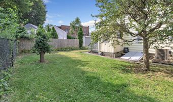 850 Brewster St, Bridgeport, CT 06605