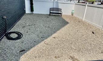 1 FLAGSHIP St 415, Bayonne, NJ 07002