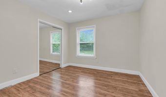 1152 Longboat Ave, Beachwood, NJ 08722