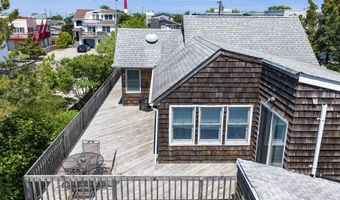 18 W 7TH St, Barnegat Light, NJ 08006