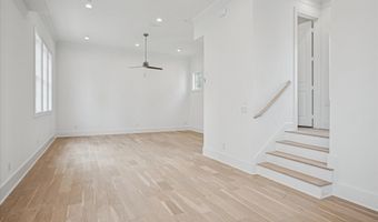 4070 Oak Cir, Addison, TX 75001