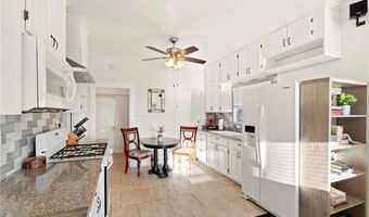 916 N Gage Ave, Los Angeles, CA 90063