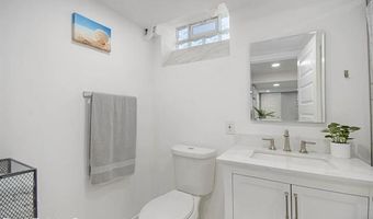 9720 Seavitt Dr, Allen Park, MI 48101