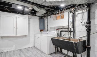 4782 21ST Rd N, Arlington, VA 22207