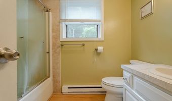 94 Whitehead Rd, Coventry, RI 02816