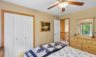 1250 Orchard Glen Dr, Amherst, OH 44001