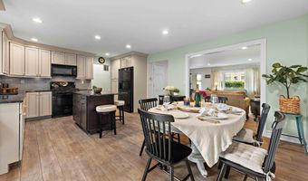 111 E Lincoln Ave, Atlantic Highlands, NJ 07716