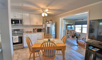 156 PARADISE Ln, Auburndale, FL 33823