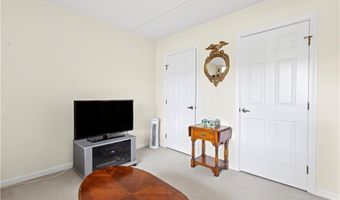 650 E Greenwich Ave 2-103, West Warwick, RI 02893