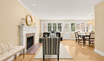 5606 WILSON Ln, Bethesda, MD 20814