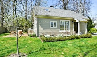 397 Gibbs Ave Ch, Newport, RI 02840