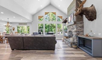 529 S Beaver Lake Rd, Athol, ID 83801