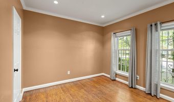 2345 S ROLFE St S, Arlington, VA 22202