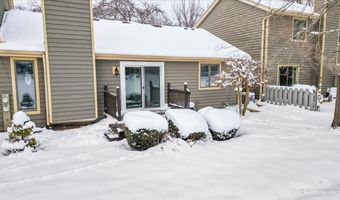 39875 N Golf Ln, Antioch, IL 60002