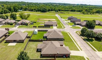 1232 Big Oak Dr, Alma, AR 72921