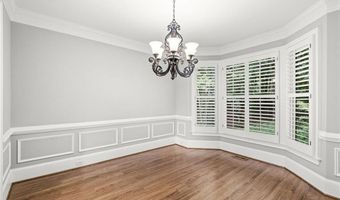 3085 Walnut Creek Dr, Alpharetta, GA 30005