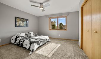 52 Wood Brook Way, Fitchburg, WI 53711