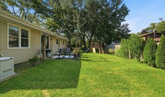 554 Longview Dr, Antioch, IL 60002