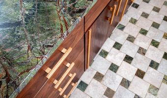 105 Avondale Heights Rd, Asheville, NC 28803